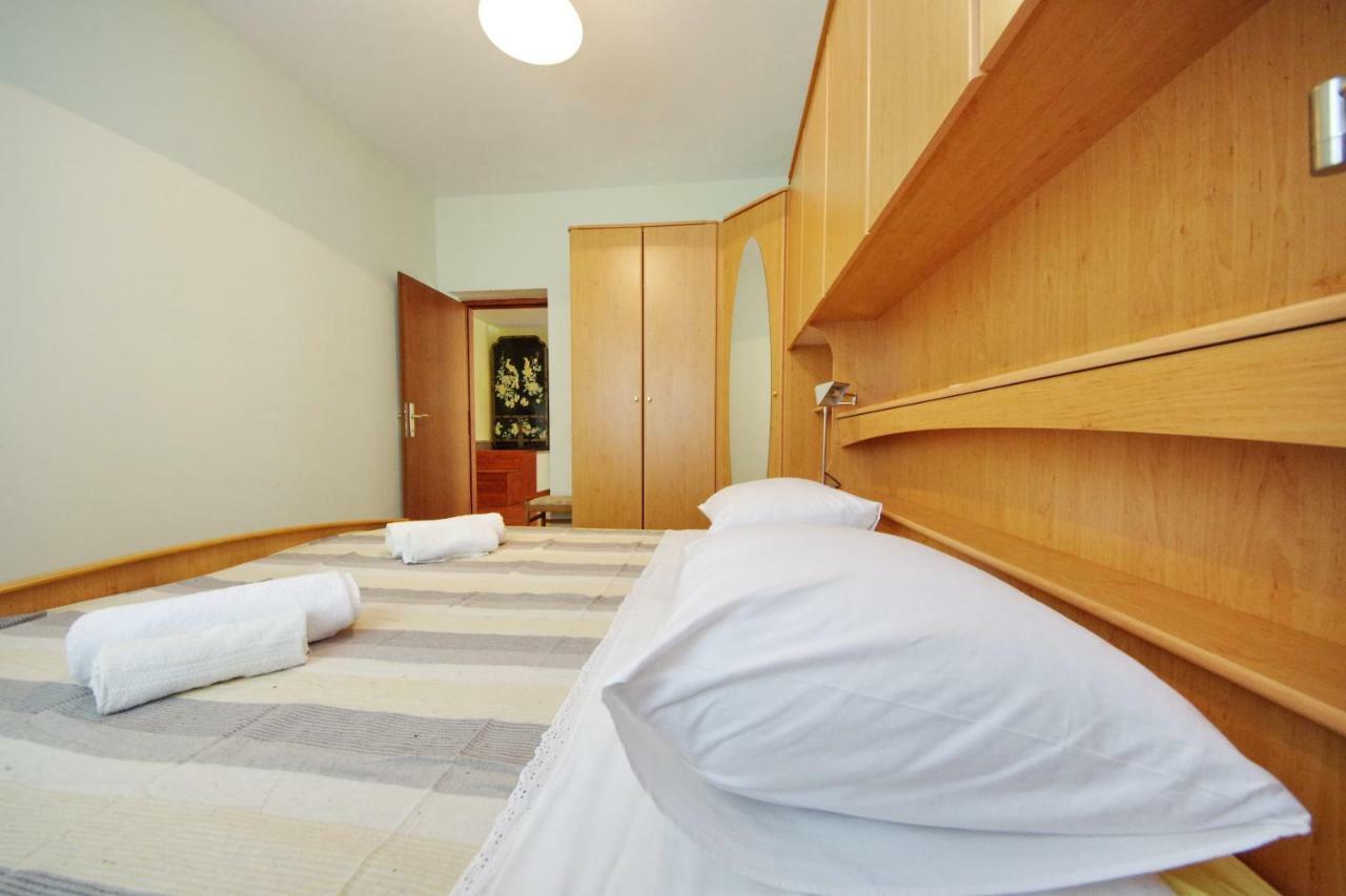 Apartments Eduard Vrsi Eksteriør billede